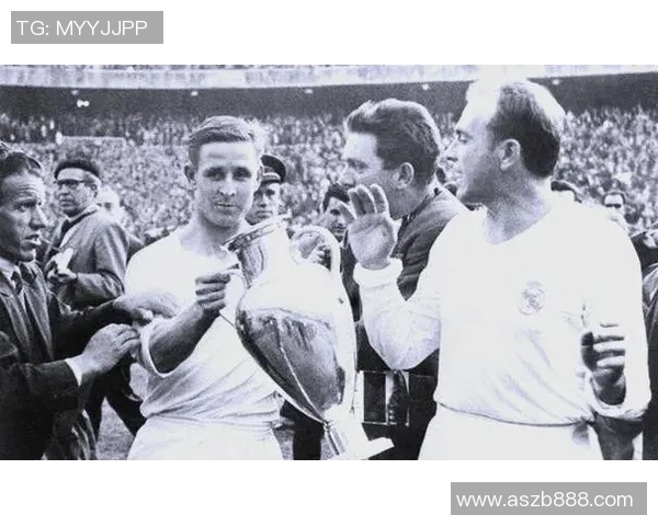 足球各位置顶级球星盘点:从门将到前锋的传奇人物与技术分析 足球各位置顶级球星盘点:从门将到前锋的传奇人物与技术分析