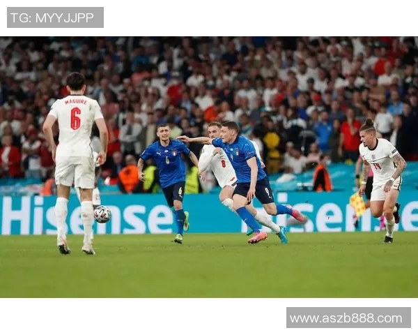 足球星片：探索足球世界的珍贵瞬间与球员背后的故事