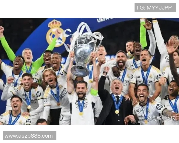 7月20日足球名将齐聚一堂共同庆生回顾球星辉煌瞬间 7月20日足球名将齐聚一堂共同庆生回顾球星辉煌瞬间